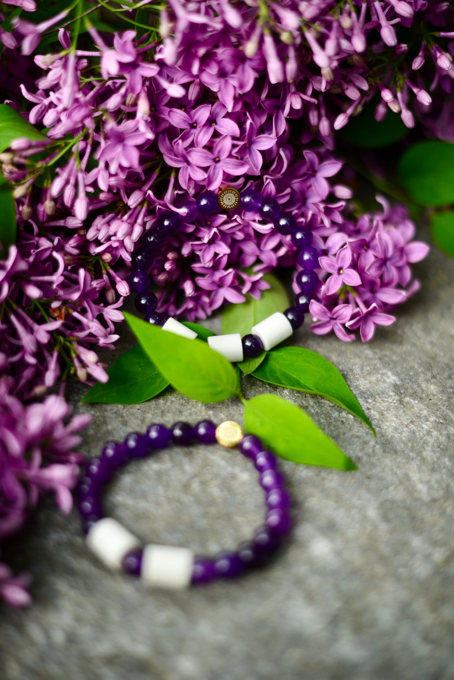 Armband Ametist med Naturpärlor 8mm
