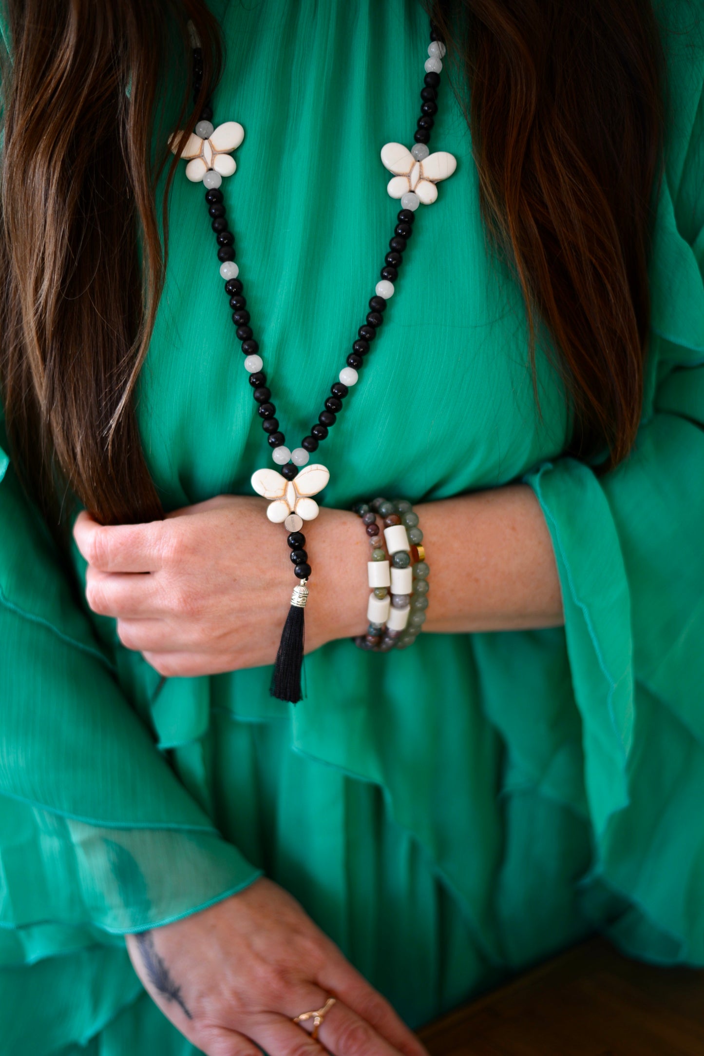 Halsband med Naturpärlor & Bergkristall